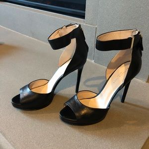 Kenneth Cole Black Heels